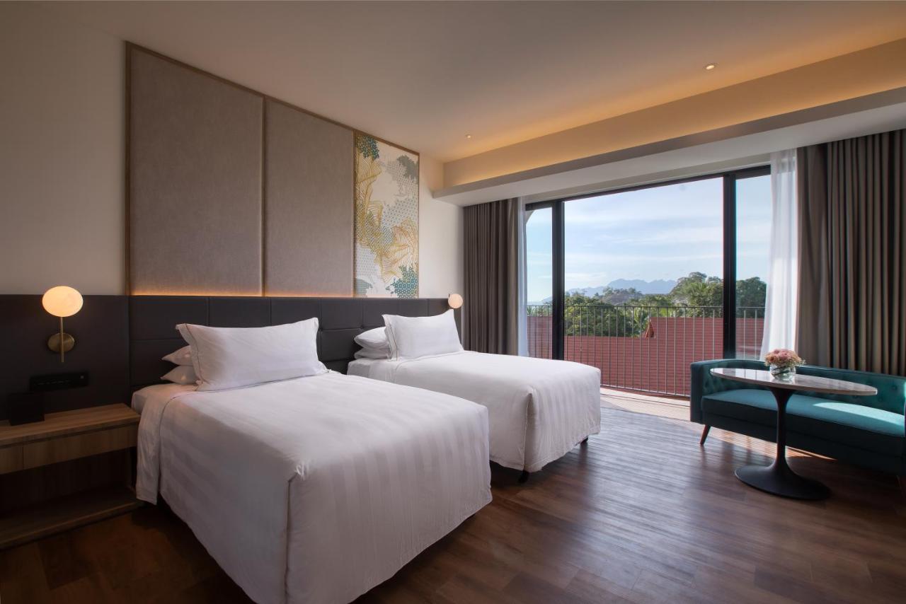 Parkroyal Langkawi 5*